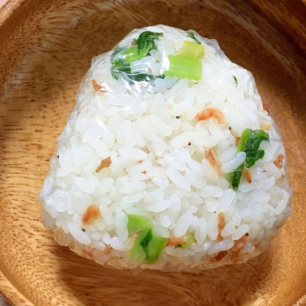 大根の葉とあみエビのおにぎり レシピ 作り方 By おこのみっちゃん 楽天レシピ 大根の葉とあみエビのおにぎり レシピ 作り方 By おこのみっちゃん 楽天レシピ