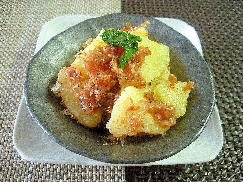 お夜食に！ホクホクゆでジャガの梅おかか和え♪