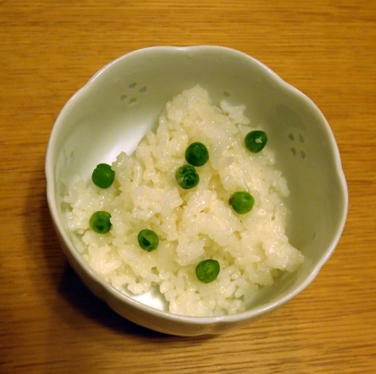 冷凍グリーンピースがあれば、食べたいと時にいつでも作れて良いですね
美味しかったです
ご馳走様でした