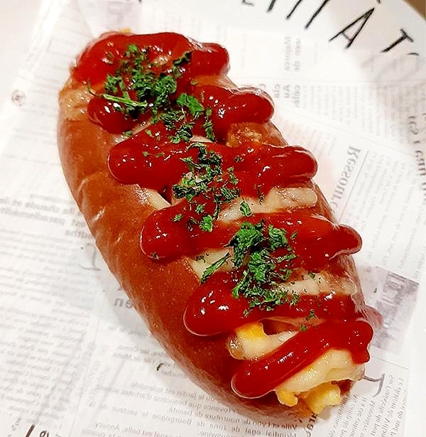 ホットドッグ♪（ウインナーと玉子）