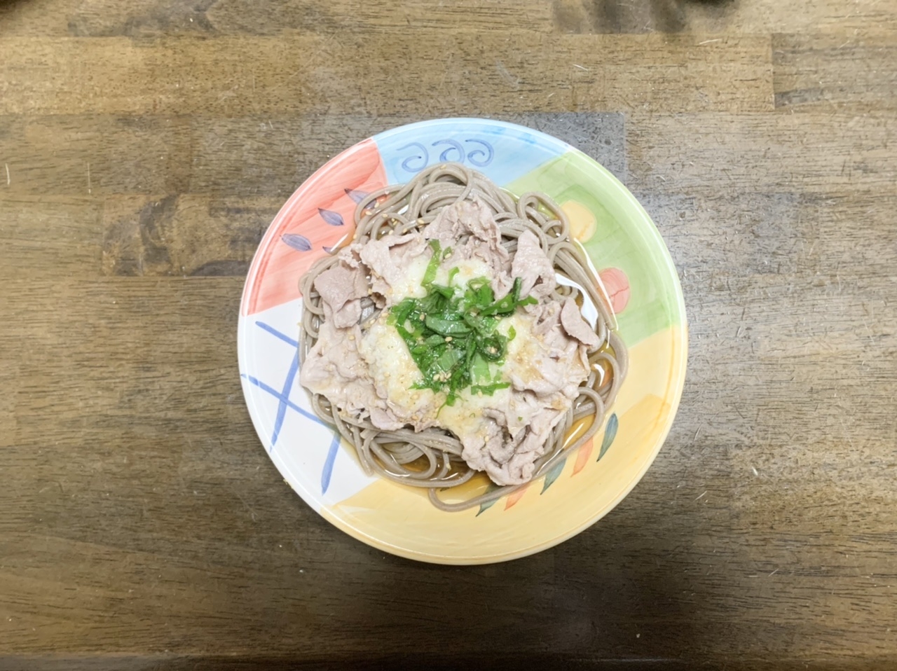 暑い日　そばレシピ　豚肉とろろそば