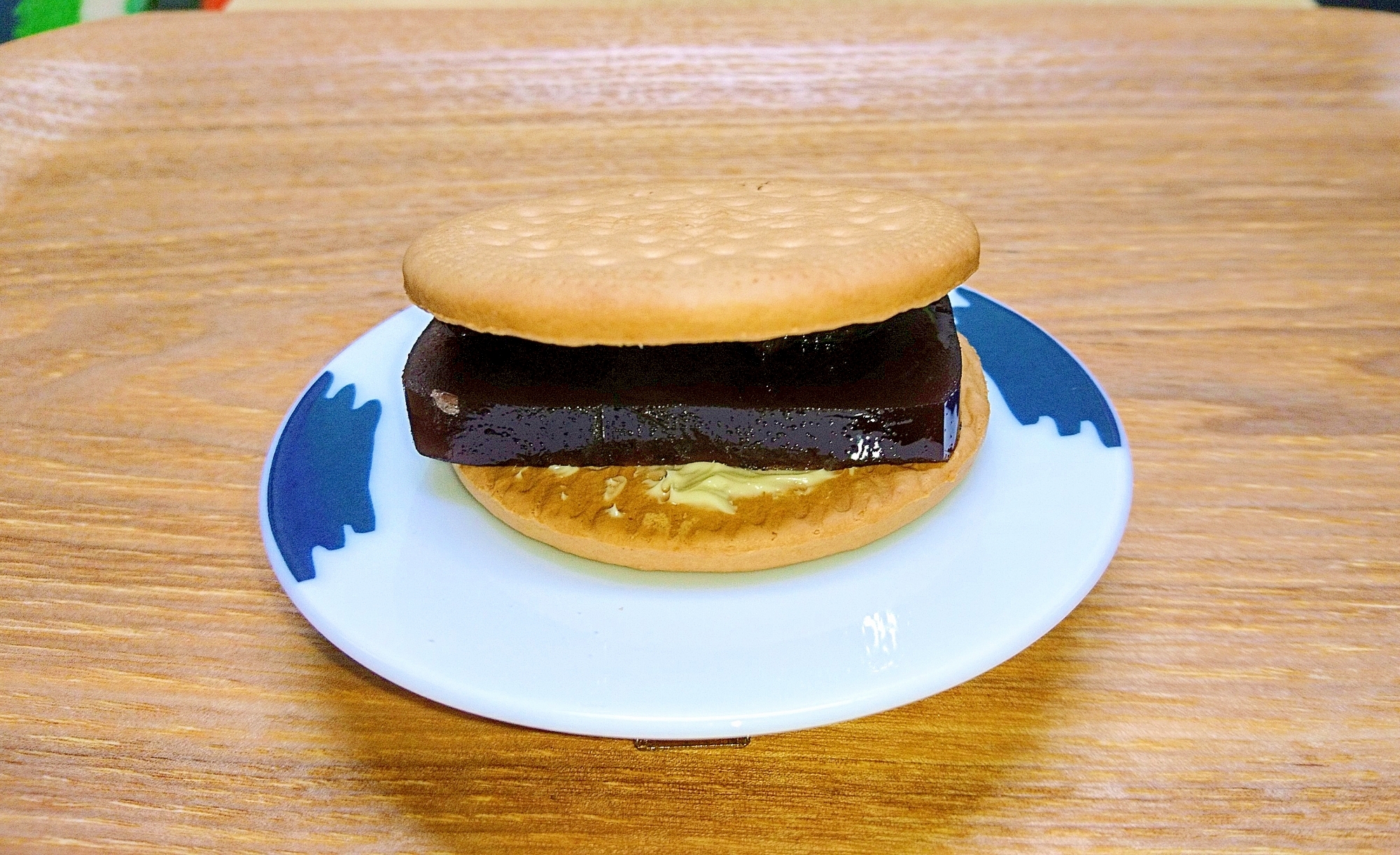 ビスケットサンド(羊羹&ラムレーズン)