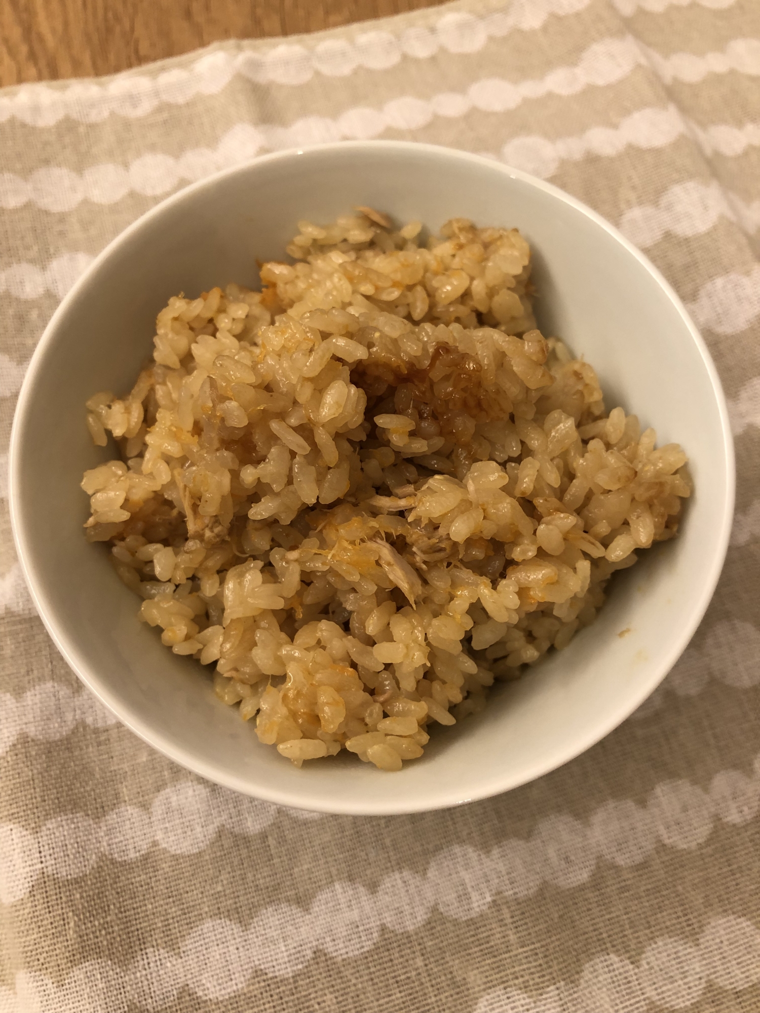 【醤油だけ】すりおろしにんじんとツナの炊き込みご飯