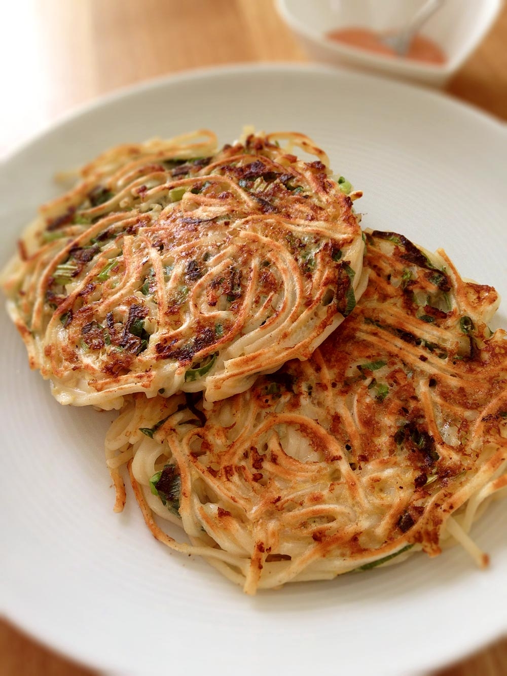 残り野菜でB級グルメ☆うどん餃子