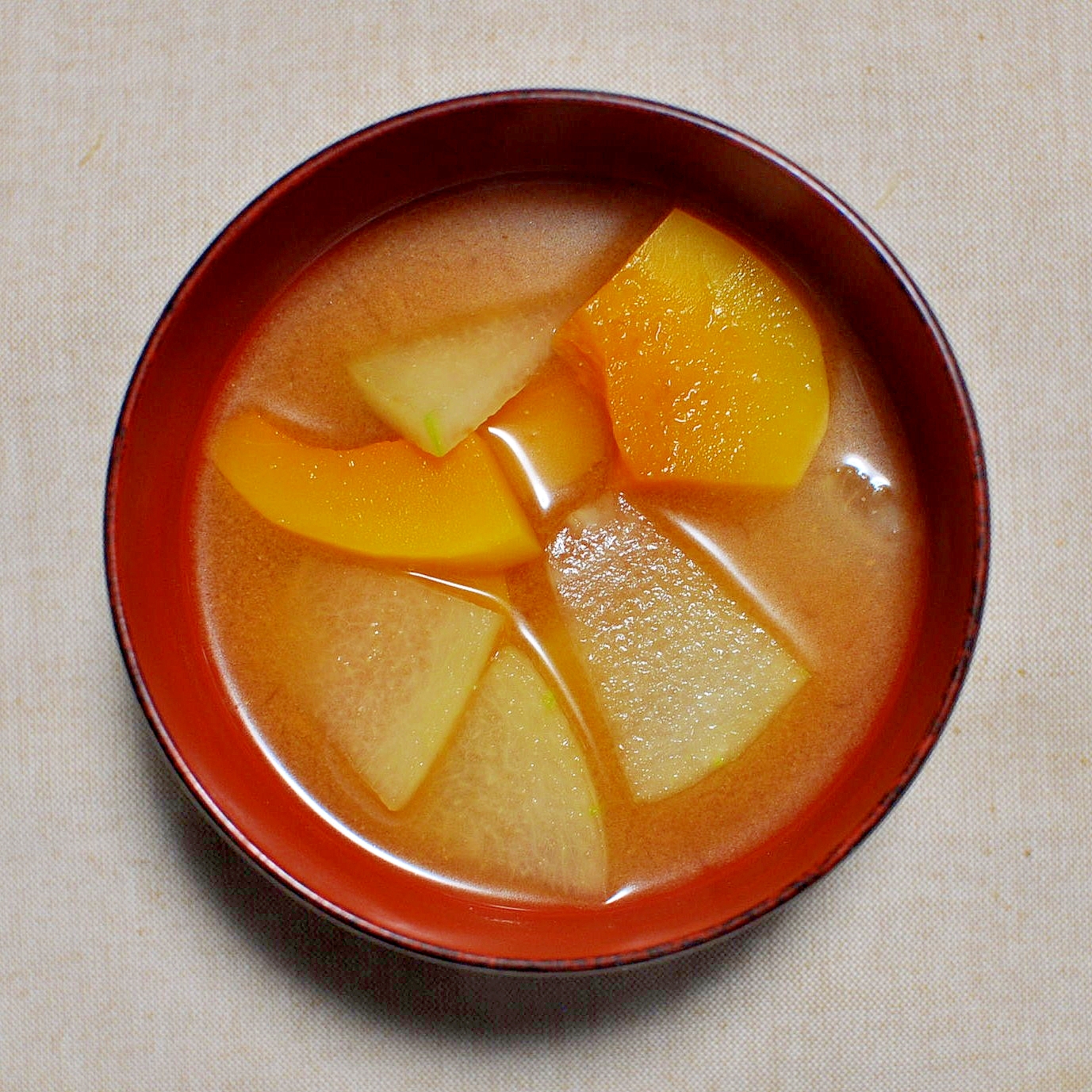 冬瓜 とうがん とかぼちゃのみそ汁 レシピ 作り方 By Taka5chan 楽天レシピ 冬瓜 とうがん とかぼちゃのみそ汁 レシピ 作り方 By Taka5chan 楽天レシピ