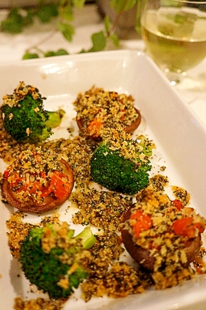 バジルたっぷり♪きのこのファルシ