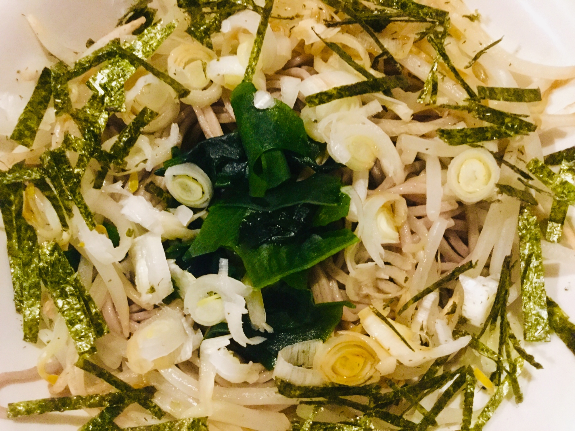 もやしワカメ蕎麦