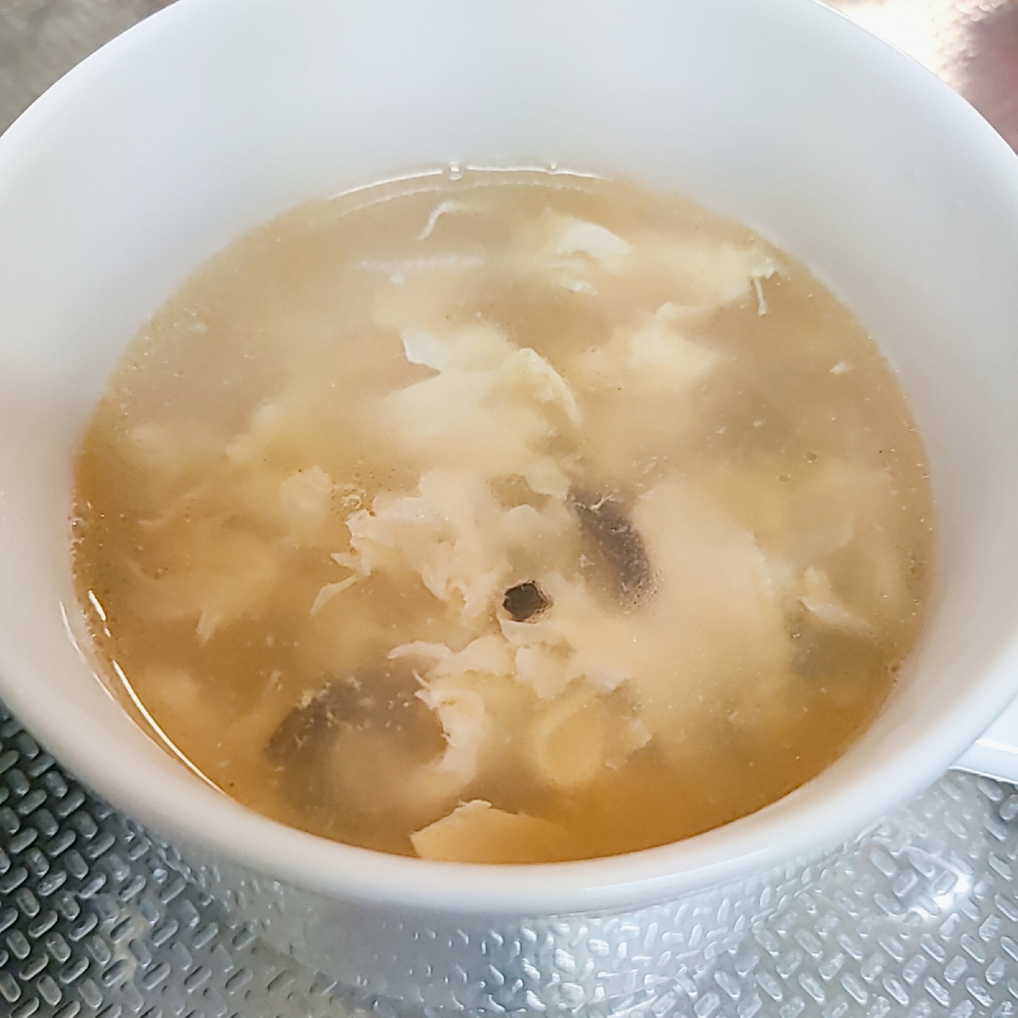 簡単★きくらげと干し椎茸のたまご中華スープ