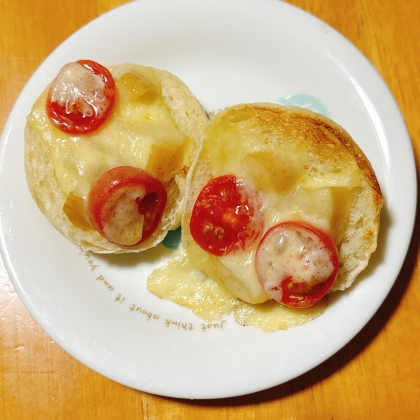 ☆フルーツプチトマトとりんごトースト☆