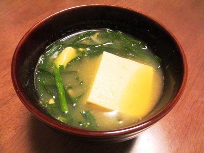 豆腐とニラの坦々風スープ