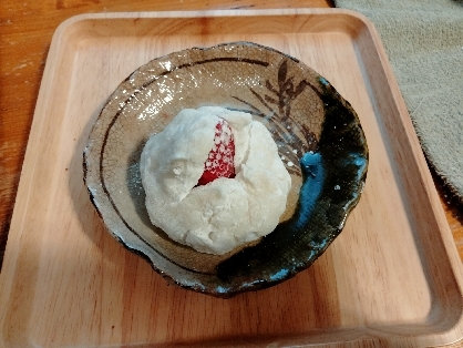 お餅で作るいちご大福 Ichigo Daifuku