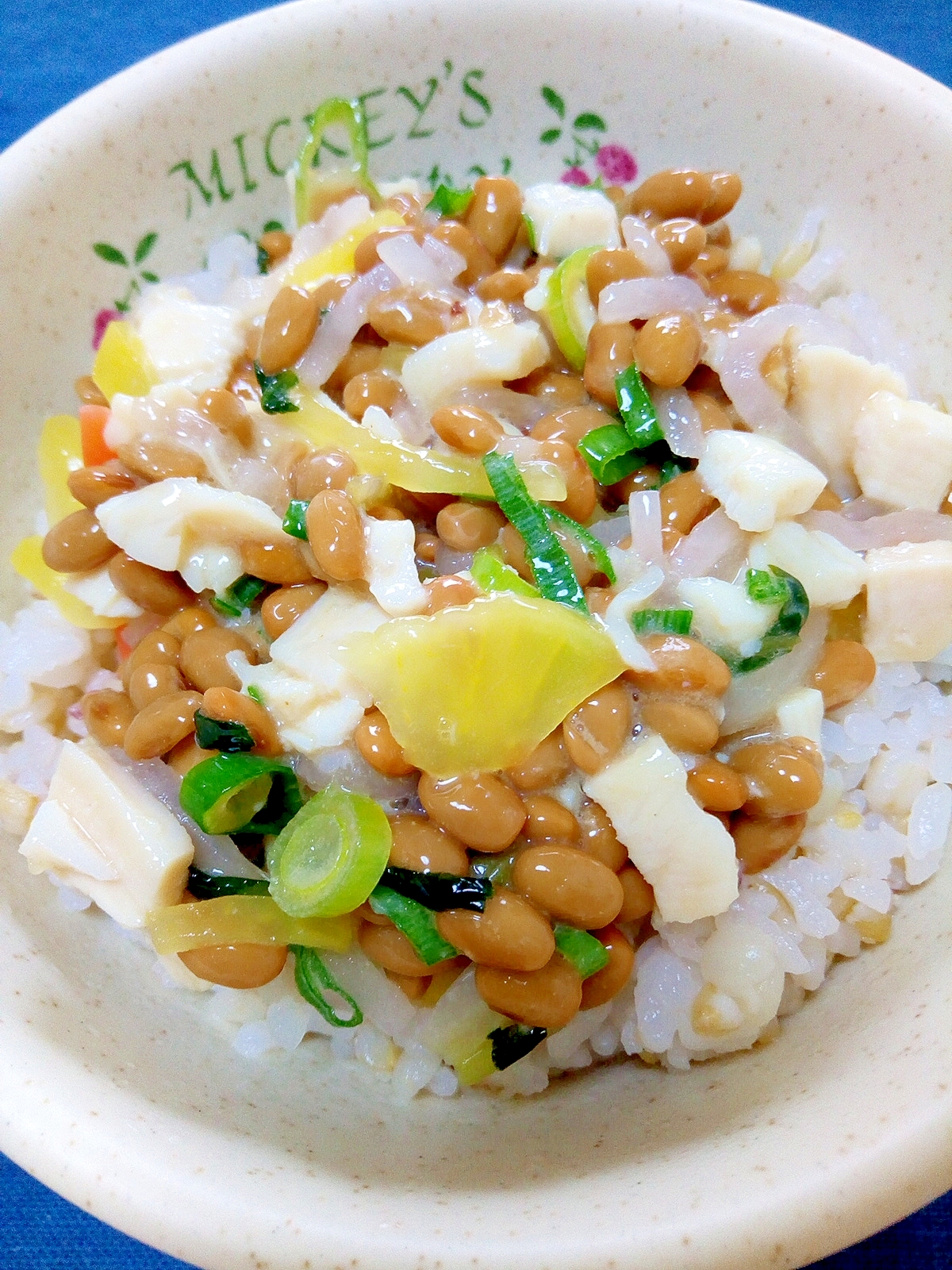 納豆の食べ方-サラダチキン＆たくあん♪