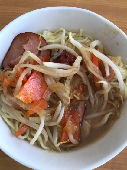 家にある野菜で味噌ラーメン