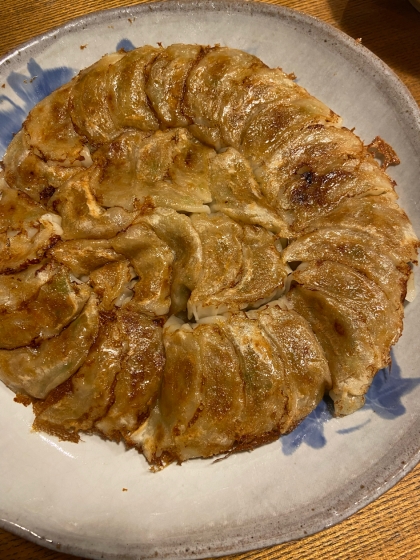 旦那が絶賛！！我が家の定番お野菜たっぷり餃子♡