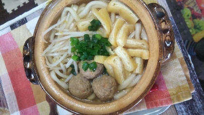 土鍋deたっぷりもやしと肉団子の煮込みうどん♪