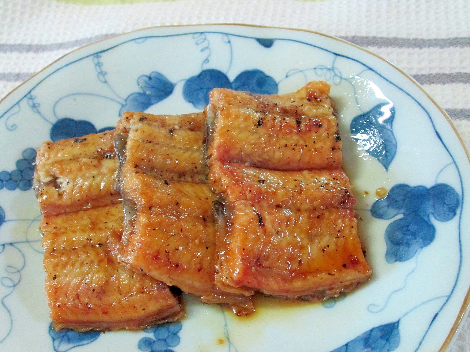 とっても柔らか♪鰻の蒲焼きならぬ鰻の蒲煮