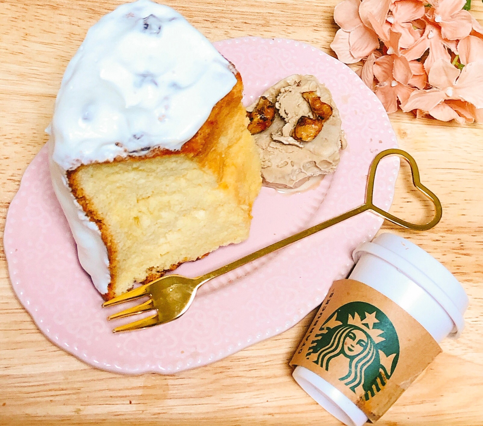 スタバ風ꕤラムレーズンクリームシフォンケーキ レシピ 作り方 By Sweet Sweet 楽天レシピ