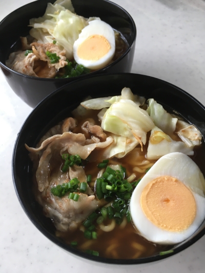 野菜と卵の醤油ラーメン