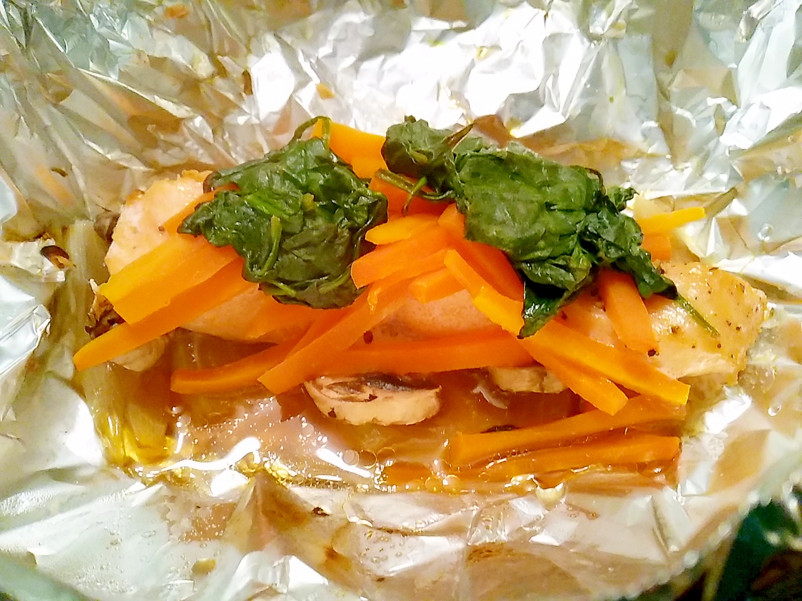 生鮭のホイル焼きほうれん草入り レシピ 作り方 By Findus 楽天レシピ