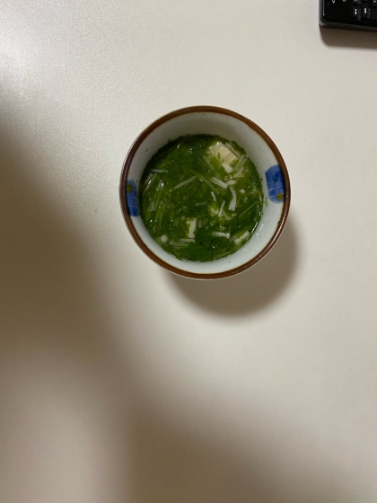 サラダ水菜たっぷりのお味噌汁