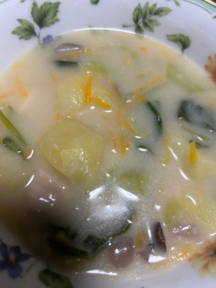 チンゲン菜の豆乳クリーム煮