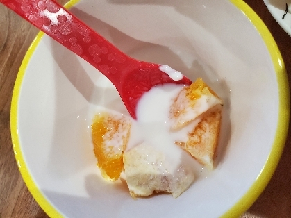 今日のヨーグルト♡チョコゆずジャムブルーベリー