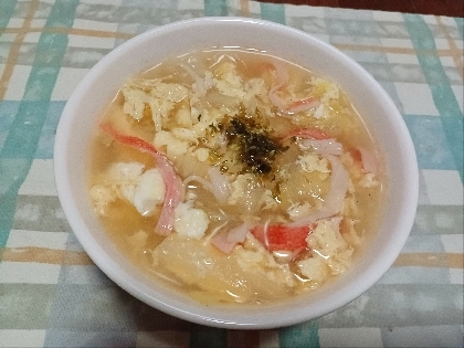 白菜と卵とカニカマのスープ