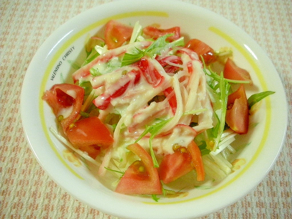 水菜とカニカマのうま塩ヨーグルトドレッシングサラダ