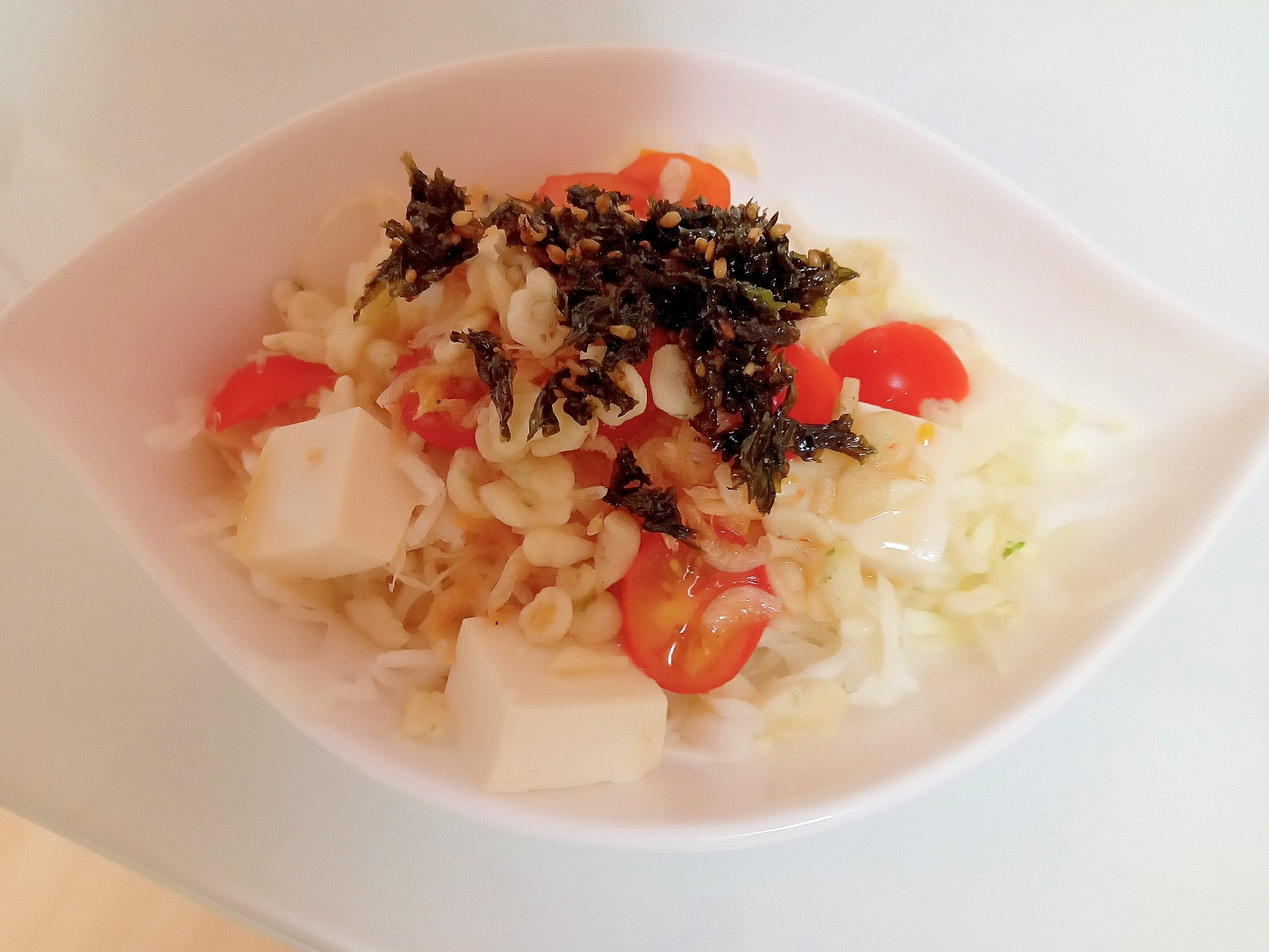 豆腐と桜エビの和風サラダ