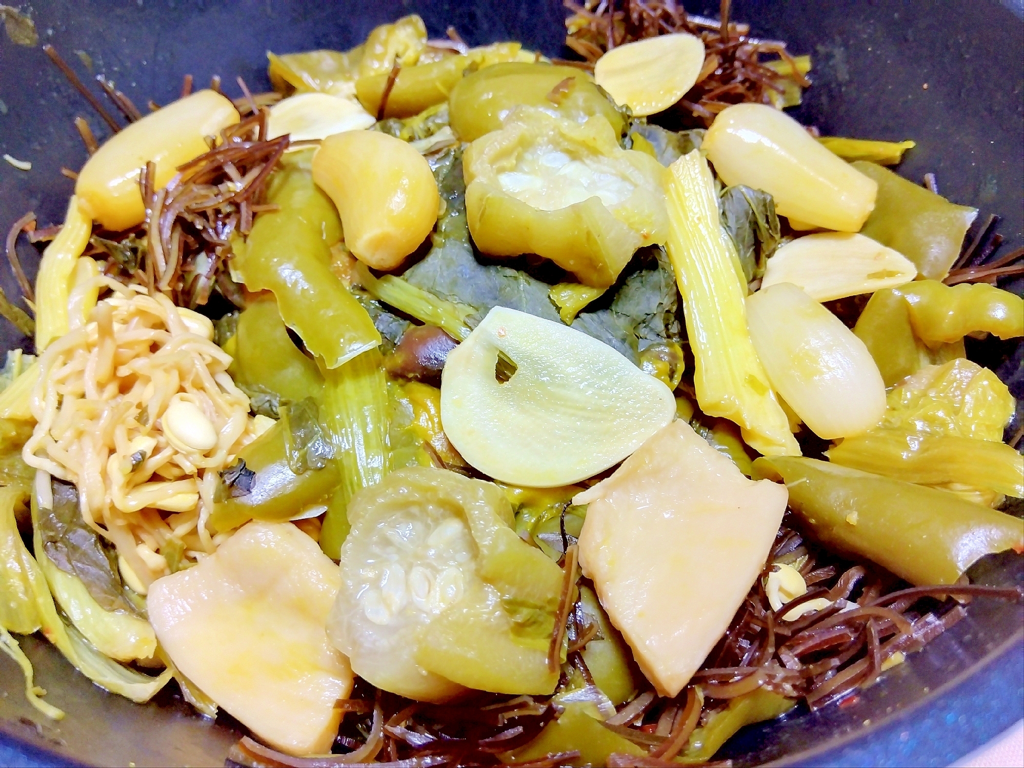 へちま小松菜ピーマン豆もやし昆布エリンギらっきょ蒸