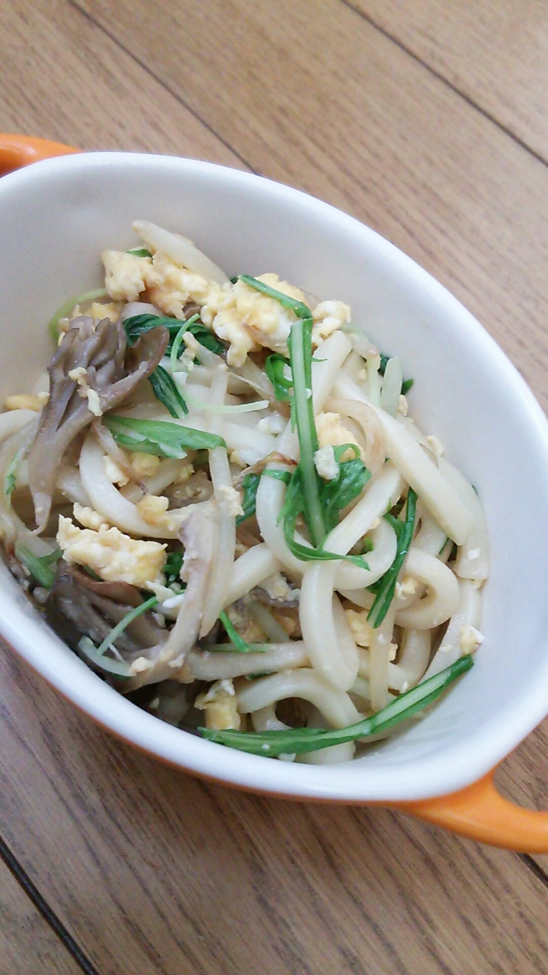 水菜と舞茸の卵とじ焼きうどん