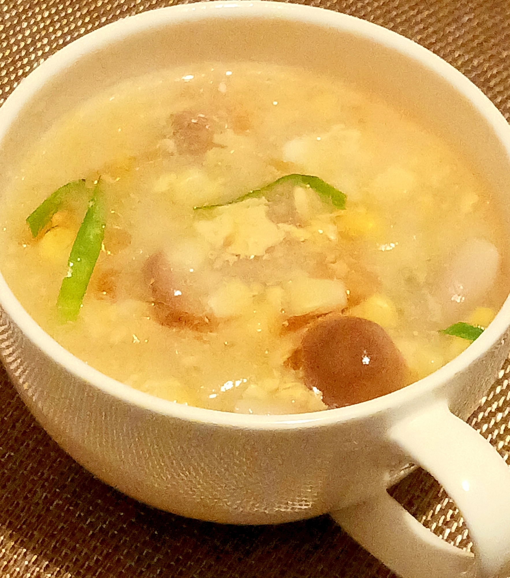 具材たっぷり中華たまごスープ