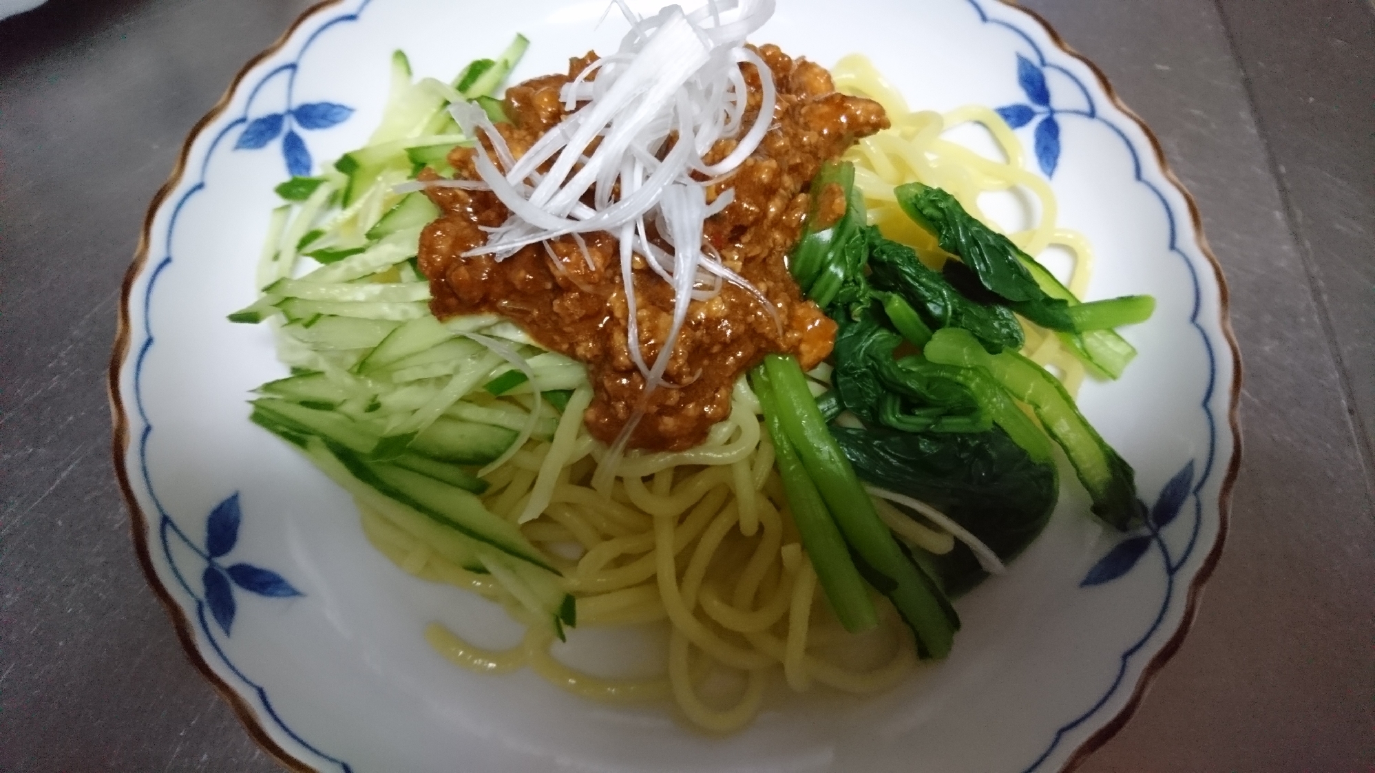 焼そば麺で☆ジャージャー麺