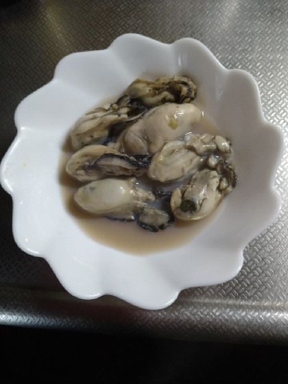 簡単で牡蠣がふっくら柔らかくて、とても美味しく作れました。