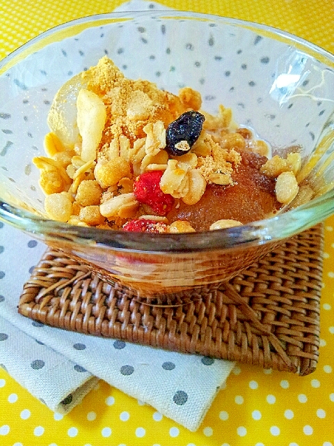 フルーツグラノーラと黒蜜きな粉のわらび餅 レシピ 作り方 By ラズベリっち 楽天レシピ