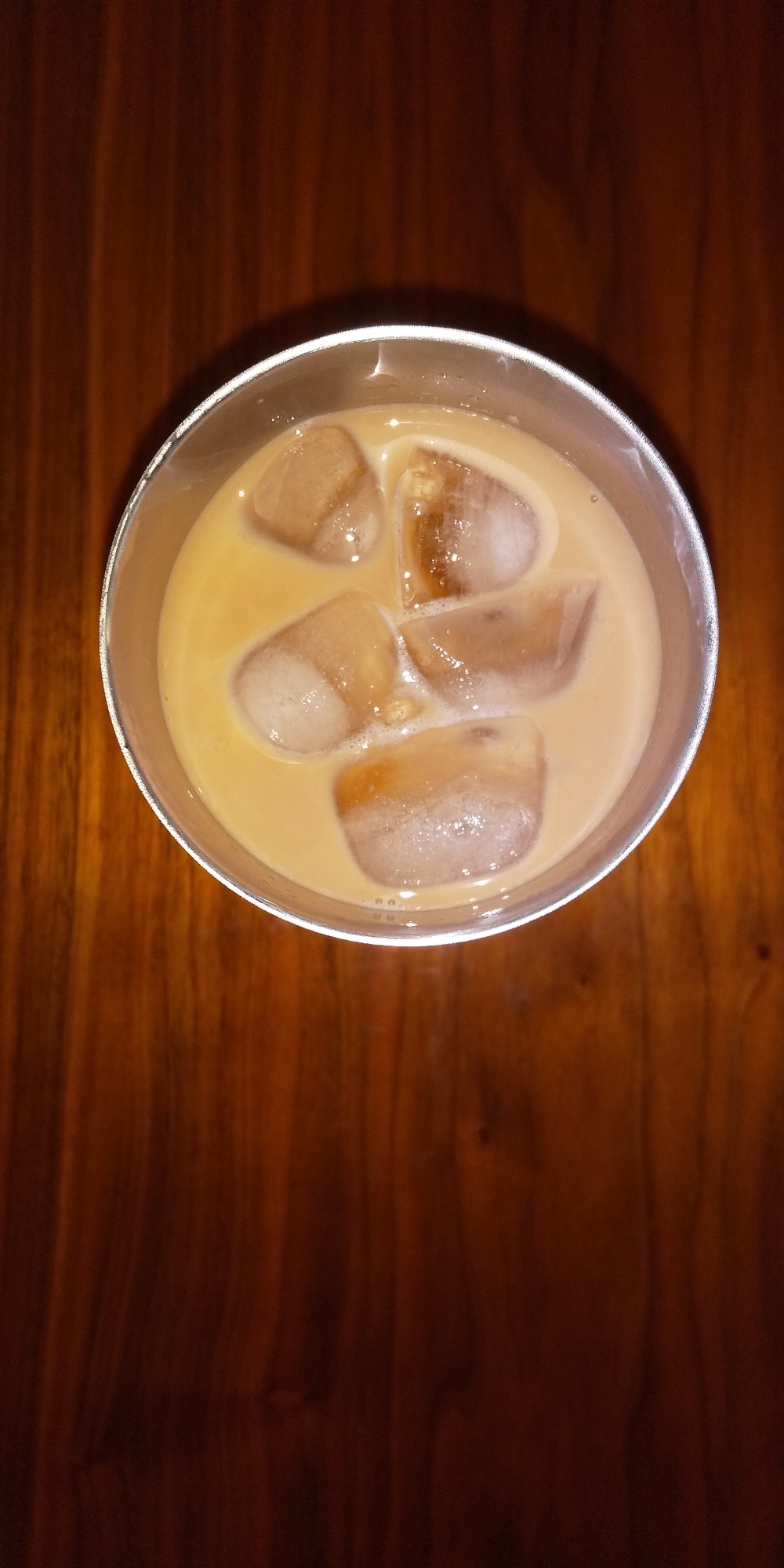 ココア入りアイスカフェオレ
