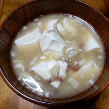 豆腐と茗荷のお味噌汁