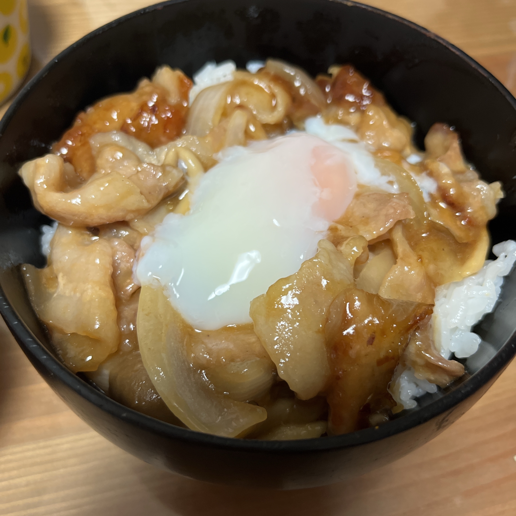 【バター×にんにく】こってり豚丼