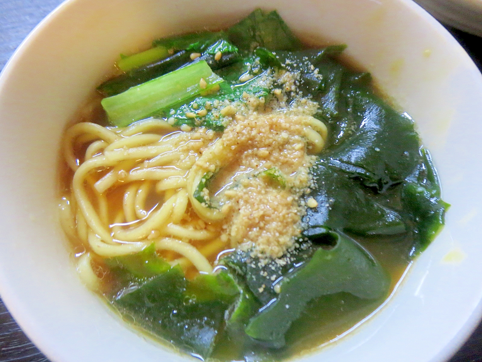 わかめの胡麻ラーメン