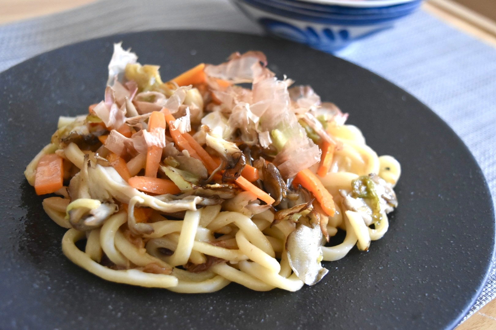 お肉不使用！食べ応え抜群でヘルシーな焼うどん