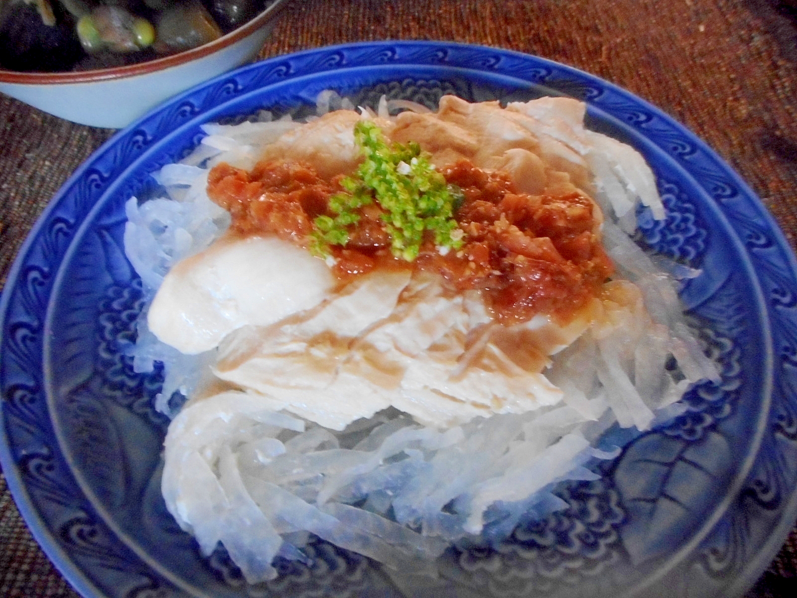 胸肉と大根の梅味噌だれ