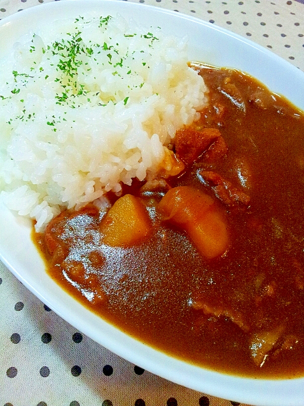 ２種類のカレールーを使って♪ふつうのカレーライス