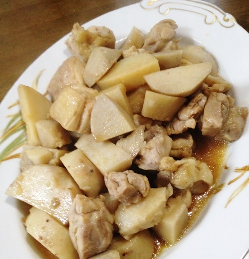 鶏もも肉と里芋の煮物～すき焼きのたれで簡単！