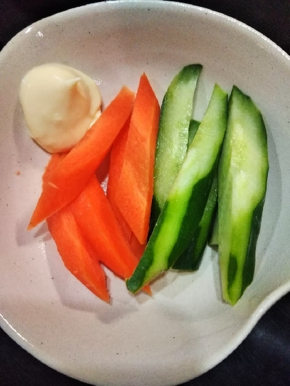野菜スティックサラダ