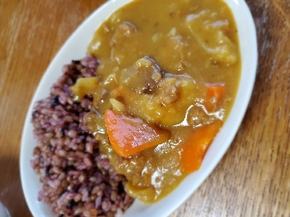 食べやすい★角切り野菜とミンチのカレー