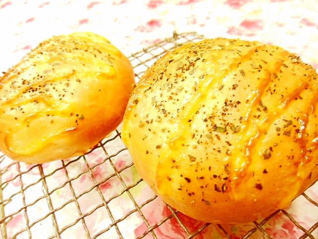 基本のパン生地ｄｅ❤Ａチーズと薩摩芋のマヨパン❤