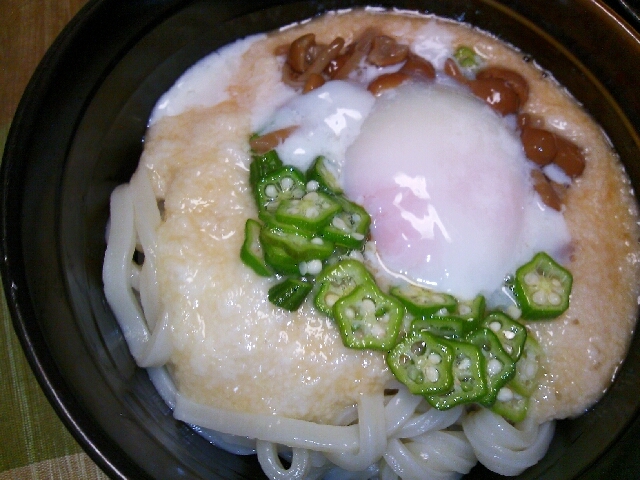 夏にぴったりねばねばぶっかけうどん