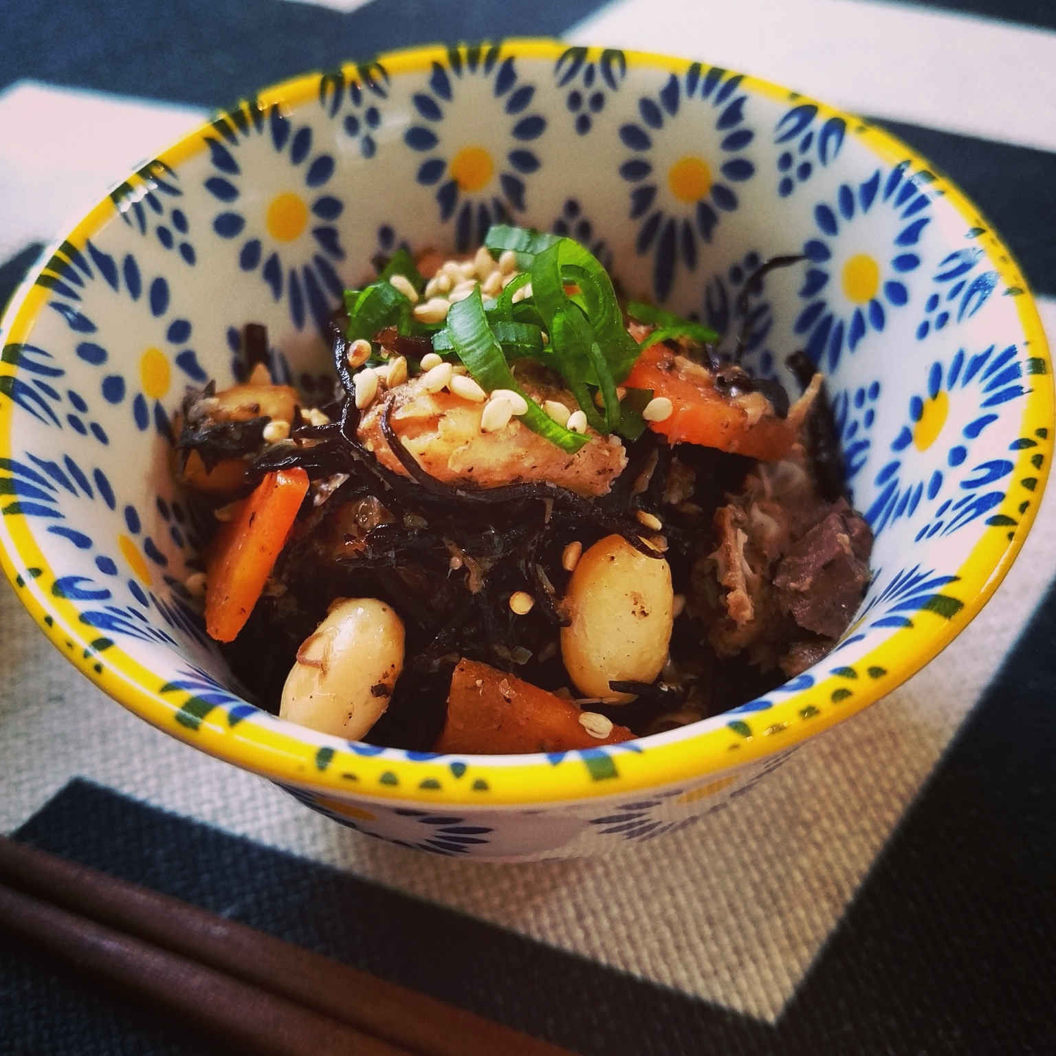 鯖とひじきの煮物