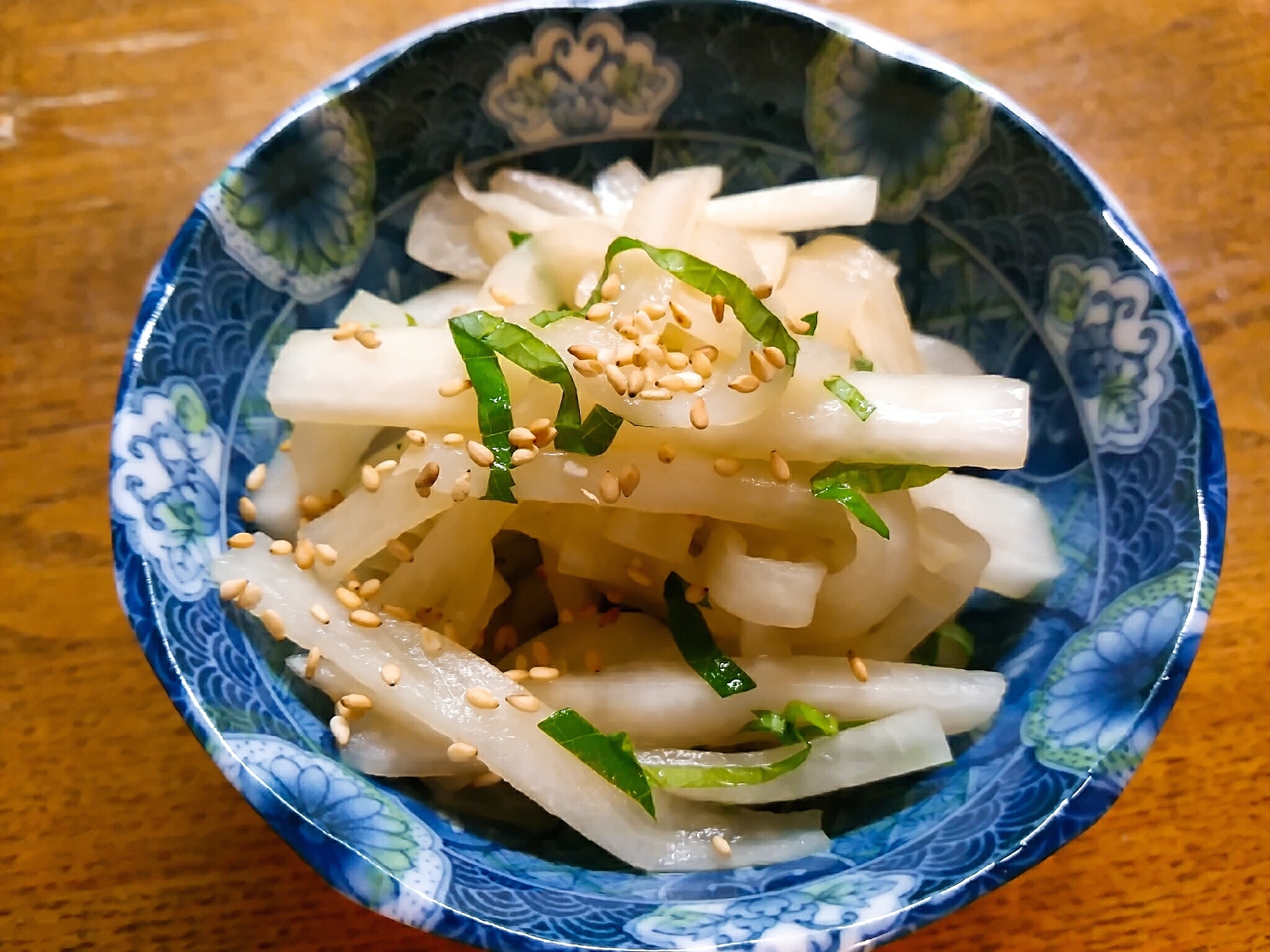 大根とシソの三杯酢