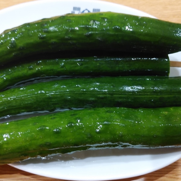 きゅうりの丸ごと1本漬け レシピ 作り方 By Ryuku55 楽天レシピ きゅうりの丸ごと1本漬け レシピ 作り方 By Ryuku55 楽天レシピ